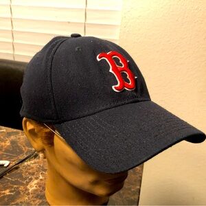 New Era Boston Red Sox MBL Men’s Black Red Adjustable hats Size S/M